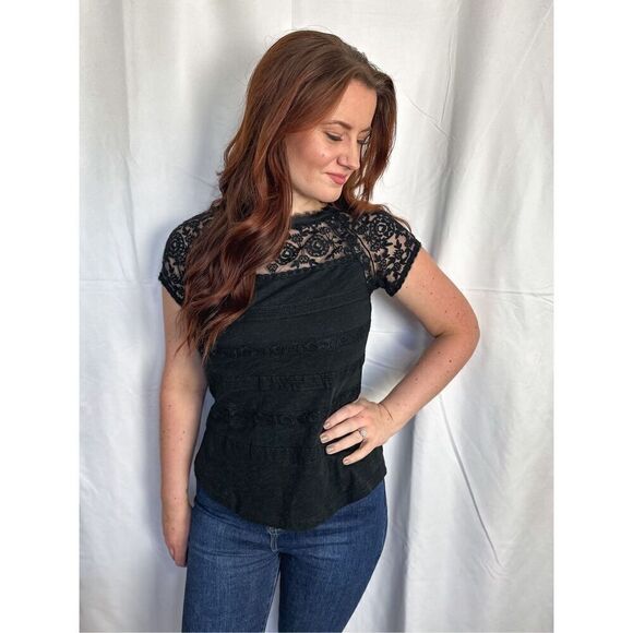 Anthropologie Tops - Anthropologie Meadow Rue top